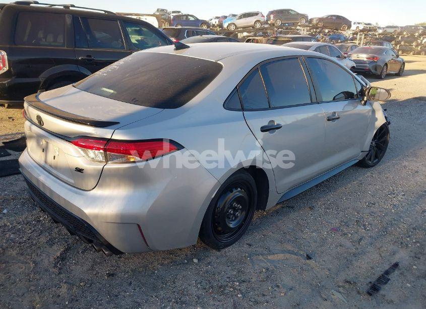 Photo 4 of 2021 Toyota Corolla SE NIGHTSHADE EDITION (VIN 5YFS4MCE0MP076468)