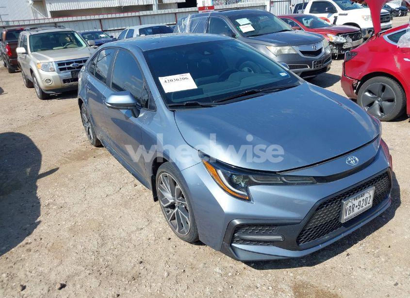 2021 Toyota Corolla SE (VIN 5YFS4MCE0MP080441) main photo