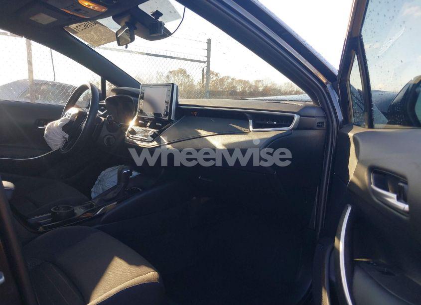 Photo 5 of 2021 Toyota Corolla SE NIGHTSHADE EDITION (VIN 5YFS4MCE0MP087504)