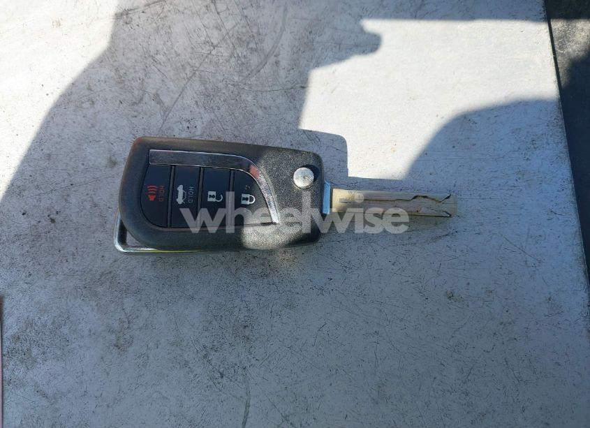 Photo 11 of 2021 Toyota Corolla SE (VIN 5YFS4MCE0MP090497)