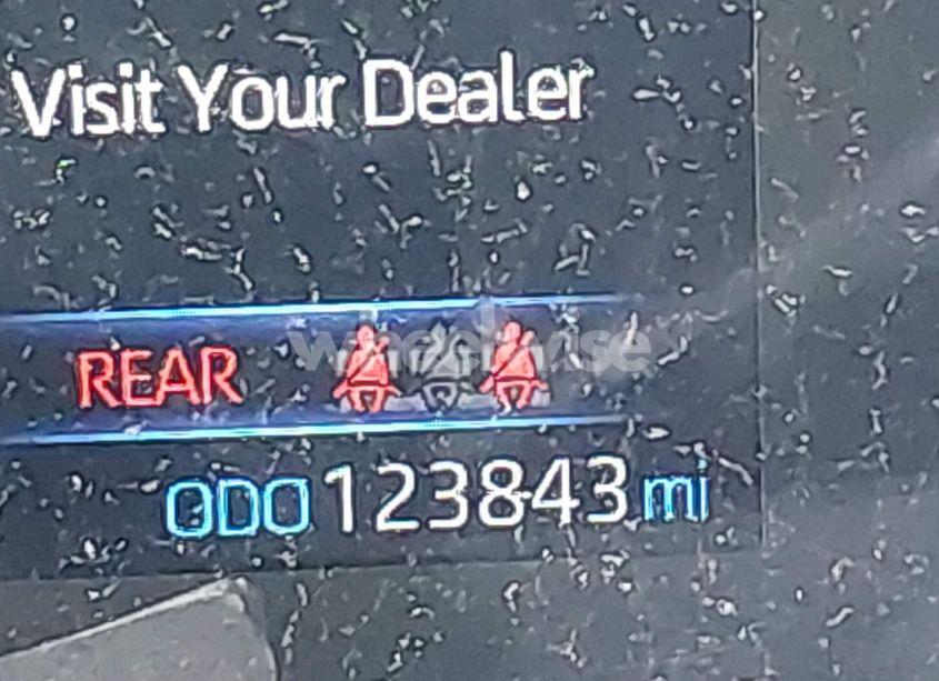 Photo 15 of 2021 Toyota Corolla SE (VIN 5YFS4MCE0MP090497)