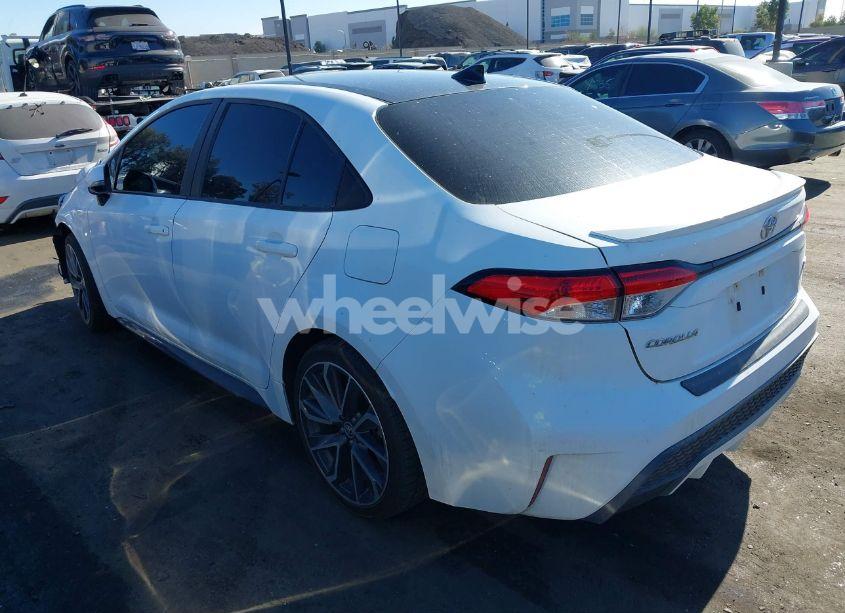 Photo 3 of 2022 Toyota Corolla SE (VIN 5YFS4MCE0NP104464)