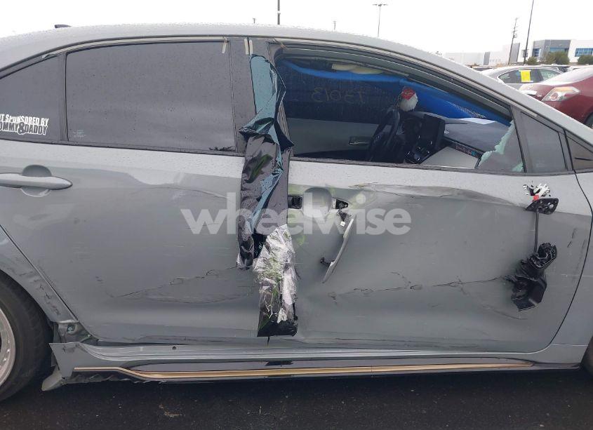 Photo 13 of 2022 Toyota Corolla SE APEX EDITION (VIN 5YFS4MCE0NP117098)