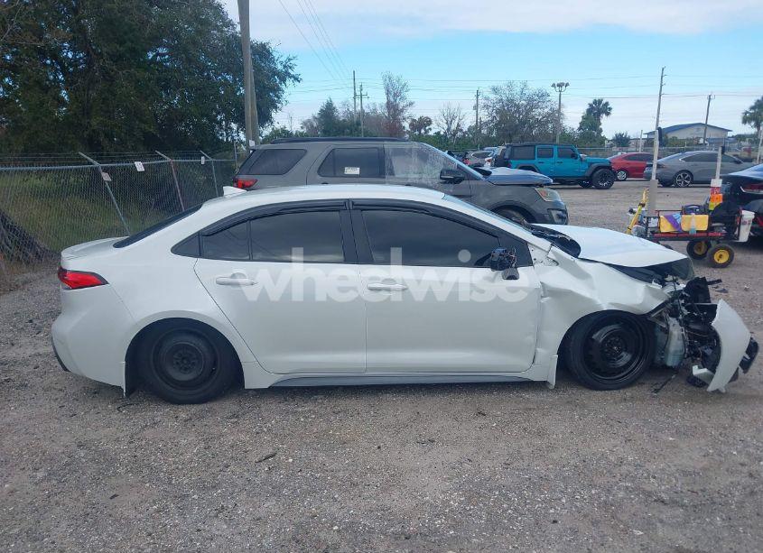 Photo 13 of 2022 Toyota Corolla SE (VIN 5YFS4MCE0NP138243)