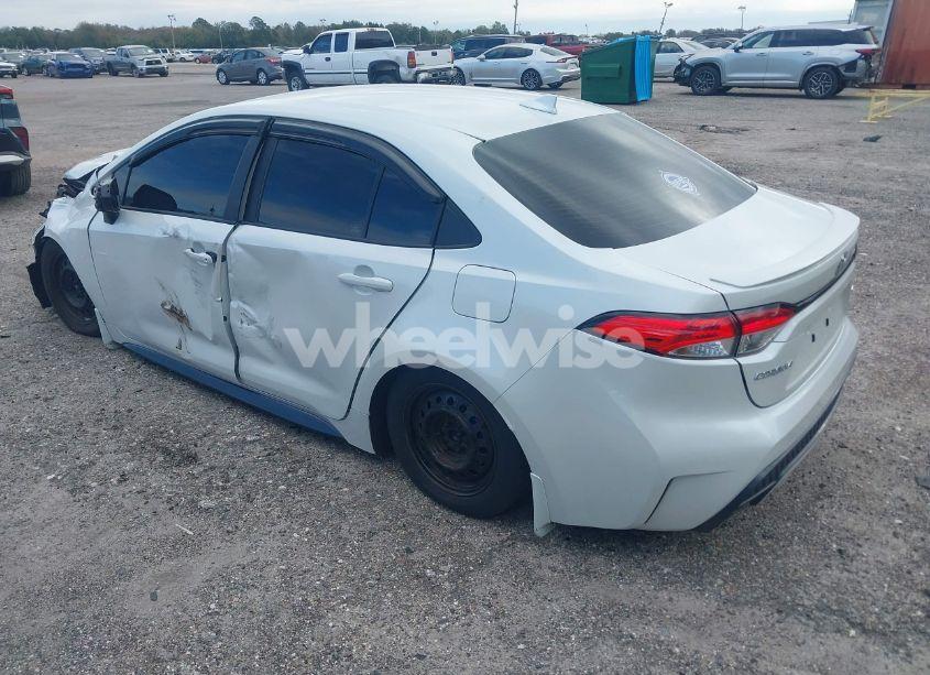 Photo 3 of 2022 Toyota Corolla SE (VIN 5YFS4MCE0NP138243)