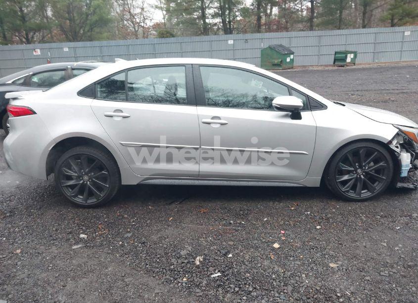 Photo 13 of 2024 Toyota Corolla SE (VIN 5YFS4MCE0RP196150)