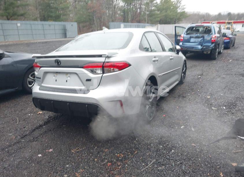 Photo 4 of 2024 Toyota Corolla SE (VIN 5YFS4MCE0RP196150)