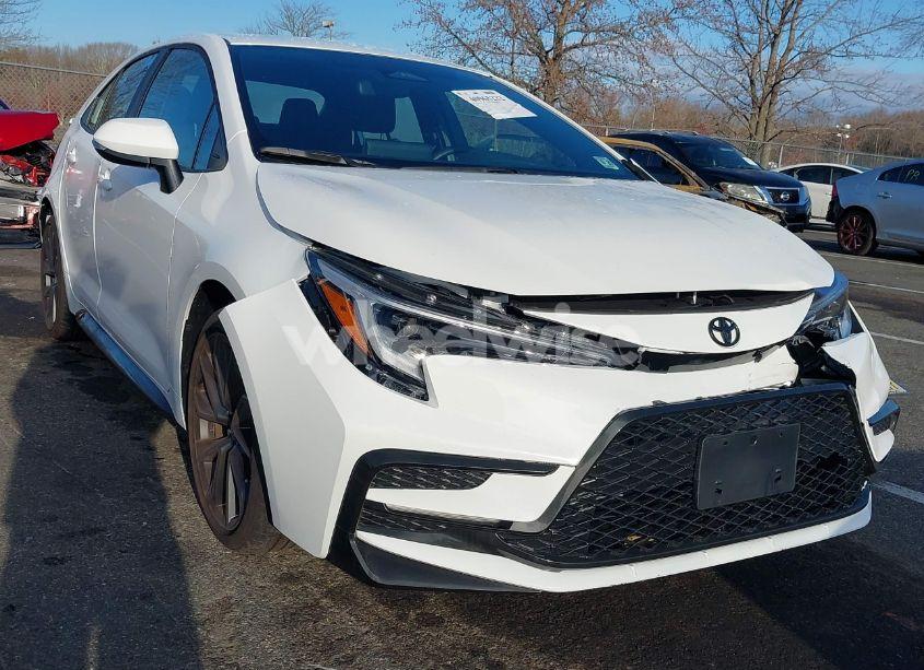 2024 Toyota Corolla SE (VIN 5YFS4MCE0RP207065) main photo