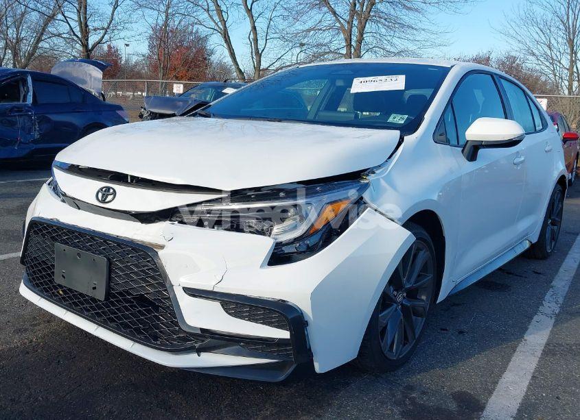 Photo 2 of 2024 Toyota Corolla SE (VIN 5YFS4MCE0RP207065)