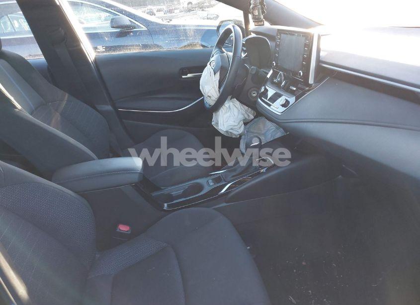 Photo 5 of 2021 Toyota Corolla SE (VIN 5YFS4MCE1MP067231)