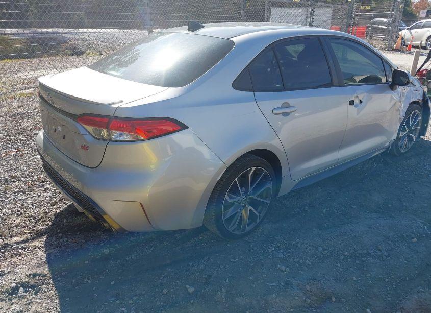 Photo 4 of 2021 Toyota Corolla SE (VIN 5YFS4MCE1MP077953)