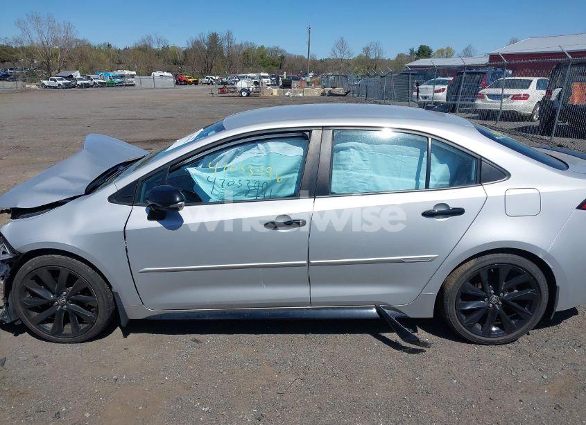 Photo 15 of 2021 Toyota Corolla SE NIGHTSHADE EDITION (VIN 5YFS4MCE1MP081159)