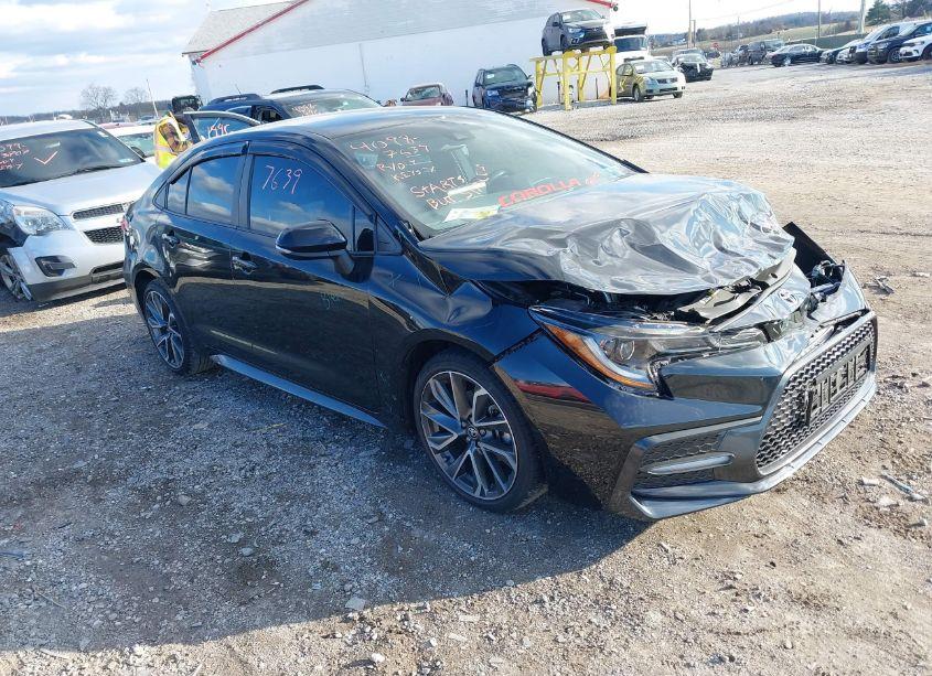 2022 Toyota Corolla SE (VIN 5YFS4MCE1NP110659) main photo