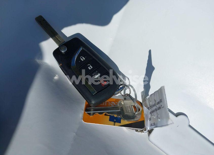 Photo 11 of 2022 Toyota Corolla SE (VIN 5YFS4MCE1NP114646)