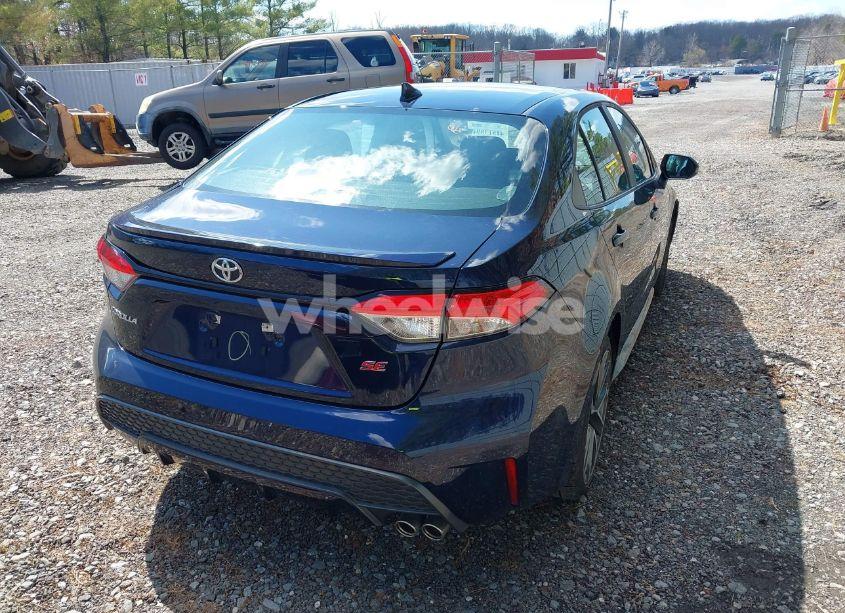 Photo 4 of 2022 Toyota Corolla SE (VIN 5YFS4MCE1NP114646)