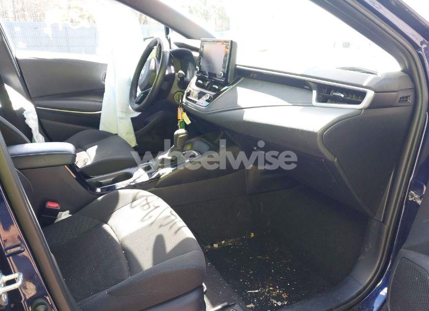 Photo 5 of 2022 Toyota Corolla SE (VIN 5YFS4MCE1NP114646)