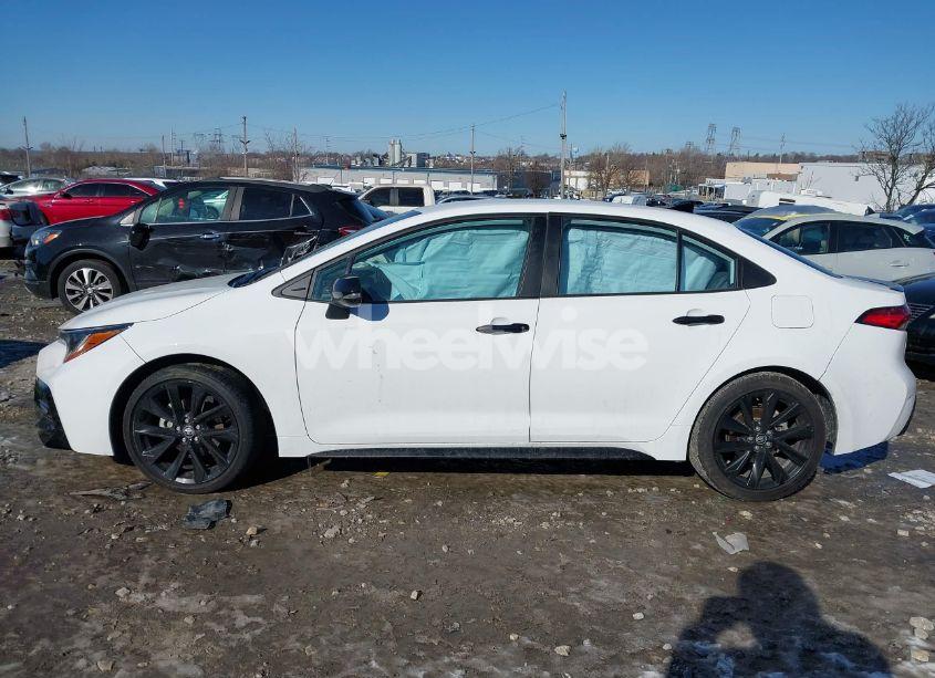 Photo 13 of 2022 Toyota Corolla SE NIGHTSHADE EDITION (VIN 5YFS4MCE1NP119099)