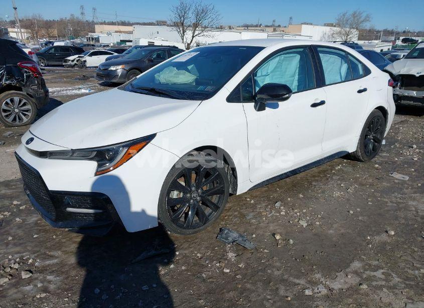 Photo 2 of 2022 Toyota Corolla SE NIGHTSHADE EDITION (VIN 5YFS4MCE1NP119099)