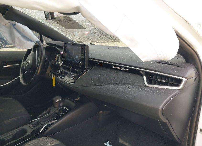 Photo 5 of 2022 Toyota Corolla SE (VIN 5YFS4MCE1NP136372)