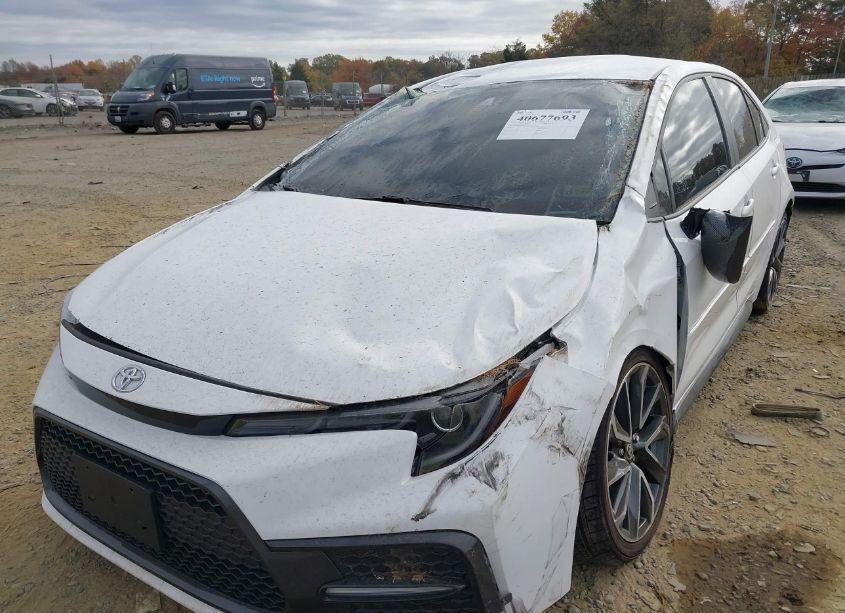 Photo 6 of 2022 Toyota Corolla SE (VIN 5YFS4MCE1NP136372)