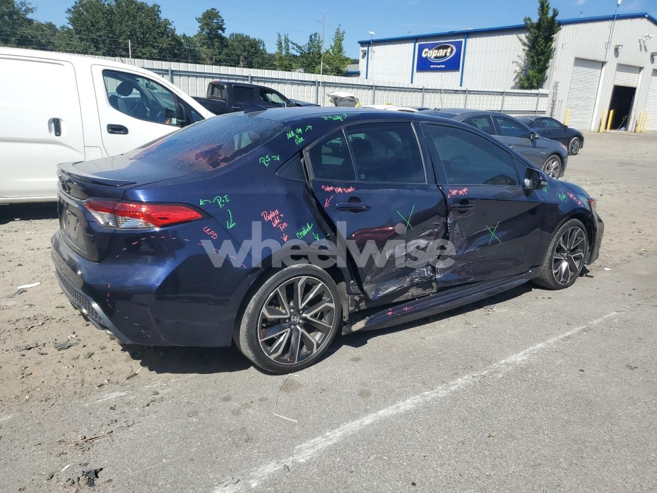 Photo 3 of 2022 TOYOTA COROLLA SE (VIN 5YFS4MCE1NP139000)