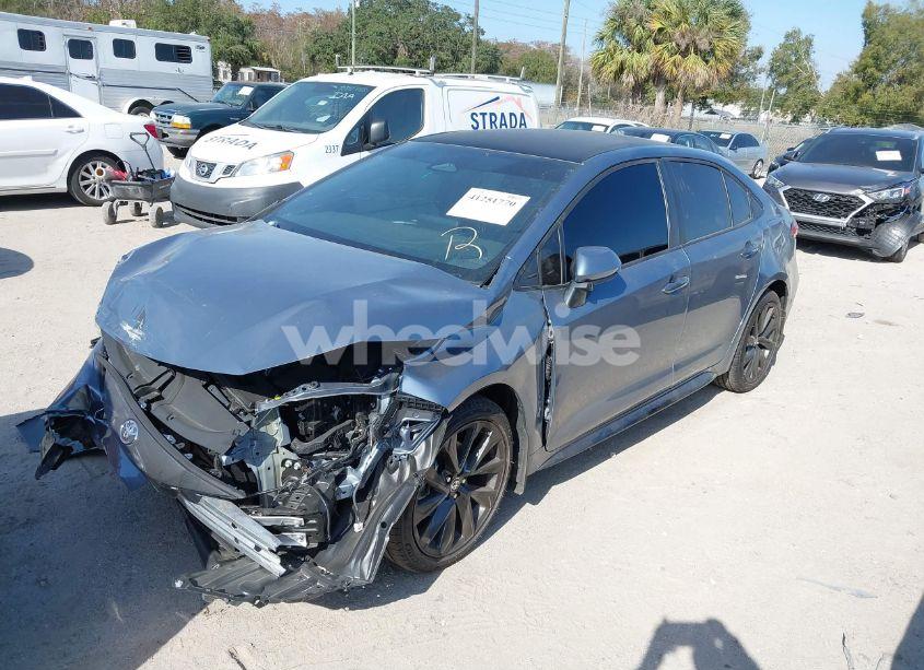 Photo 2 of 2024 Toyota Corolla SE (VIN 5YFS4MCE1RP210864)