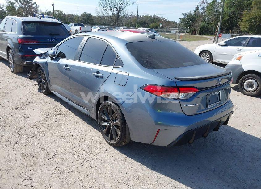 Photo 3 of 2024 Toyota Corolla SE (VIN 5YFS4MCE1RP210864)