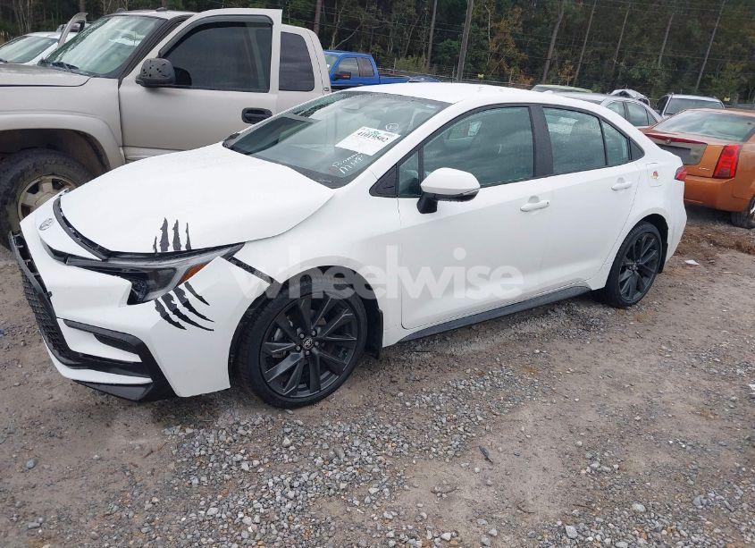 Photo 2 of 2024 Toyota Corolla SE (VIN 5YFS4MCE1RP215496)