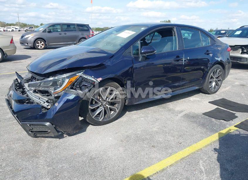 Photo 2 of 2021 Toyota Corolla SE (VIN 5YFS4MCE2MP062667)