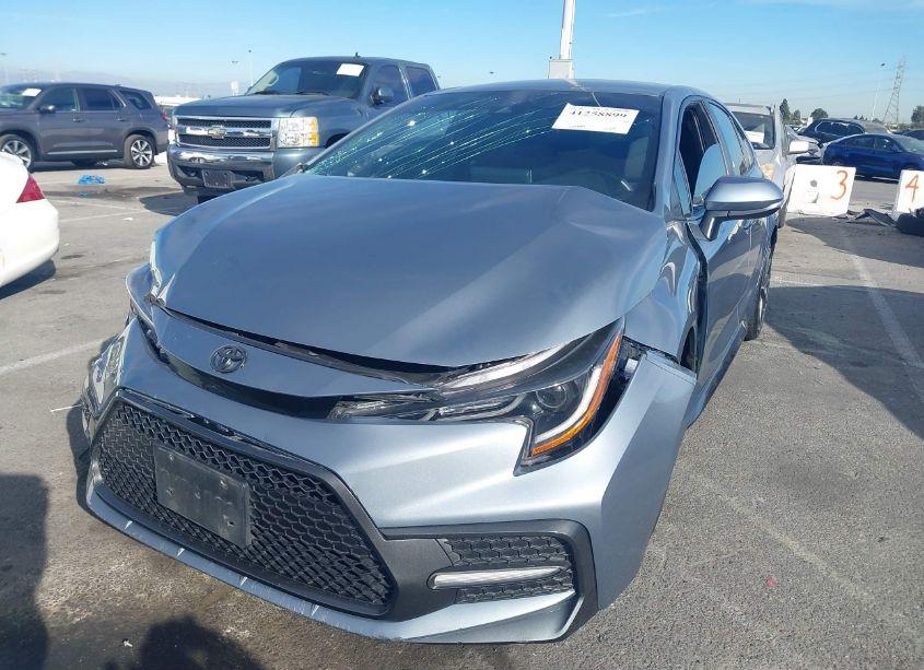 Photo 2 of 2021 Toyota Corolla SE (VIN 5YFS4MCE2MP074334)