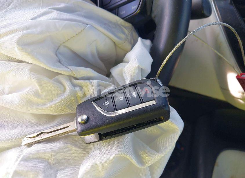 Photo 11 of 2021 Toyota Corolla SE (VIN 5YFS4MCE2MP080800)