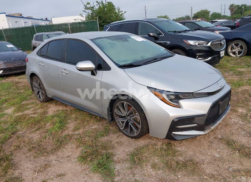 2021 Toyota Corolla SE (VIN 5YFS4MCE2MP097791) main photo
