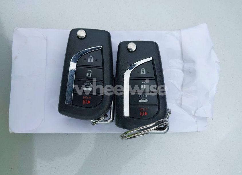 Photo 11 of 2021 Toyota Corolla SE (VIN 5YFS4MCE2MP097791)