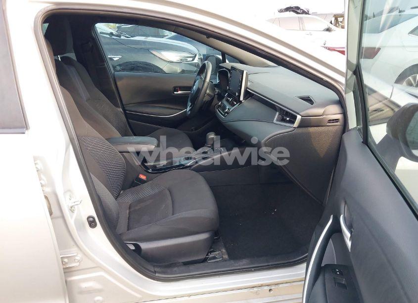 Photo 5 of 2021 Toyota Corolla SE (VIN 5YFS4MCE2MP097791)