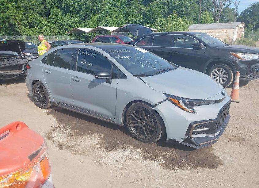 2022 Toyota Corolla SE APEX EDITION (VIN 5YFS4MCE2NP114641) main photo