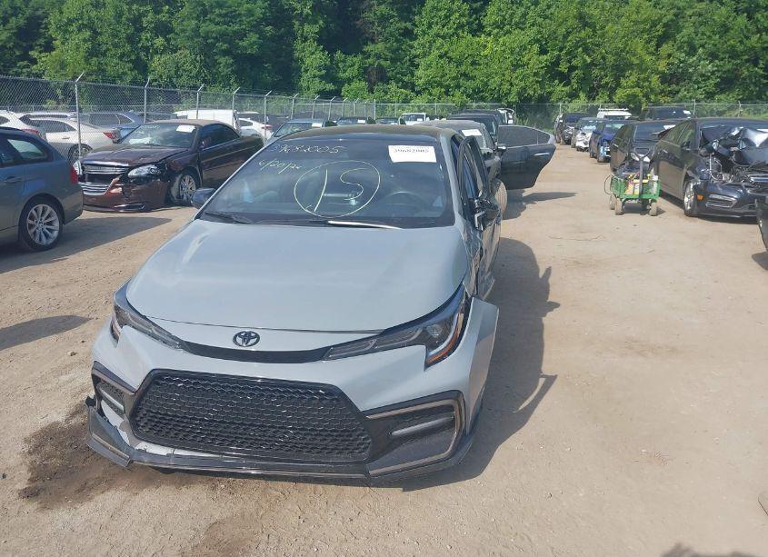 Photo 6 of 2022 Toyota Corolla SE APEX EDITION (VIN 5YFS4MCE2NP114641)