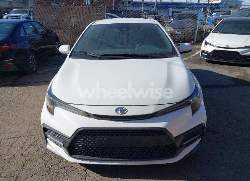 Photo 13 of 2022 Toyota Corolla SE (VIN 5YFS4MCE2NP131875)