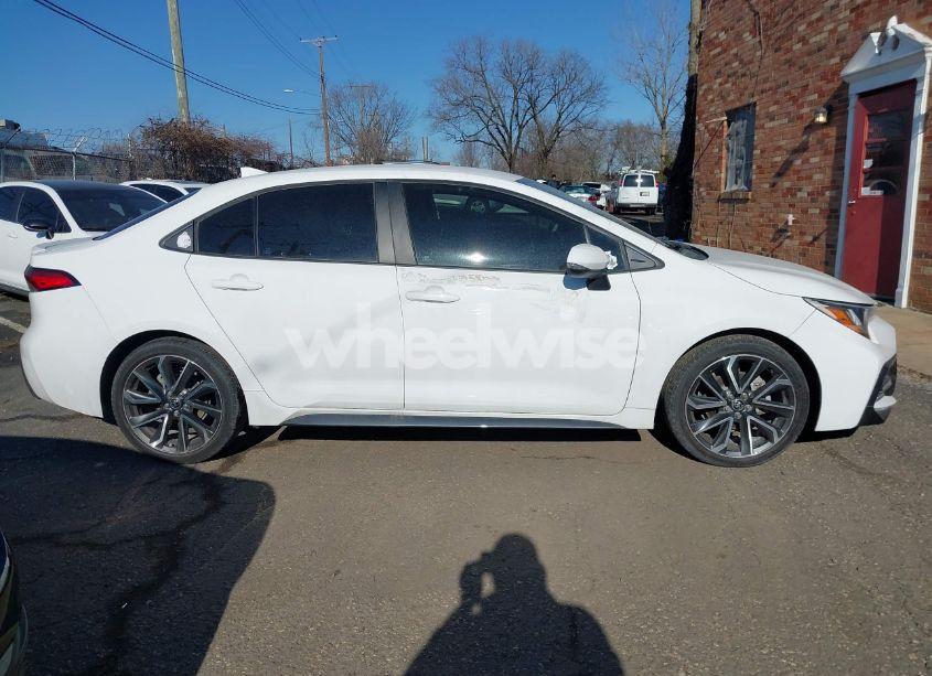 Photo 14 of 2022 Toyota Corolla SE (VIN 5YFS4MCE2NP131875)