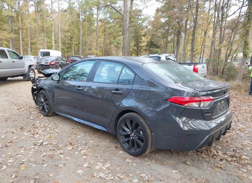 Photo 3 of 2024 Toyota Corolla SE (VIN 5YFS4MCE2RP186249)