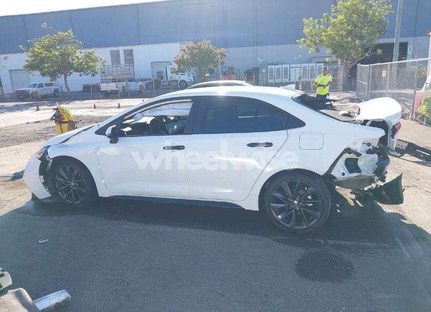 Photo 15 of 2024 Toyota Corolla SE (VIN 5YFS4MCE2RP187188)