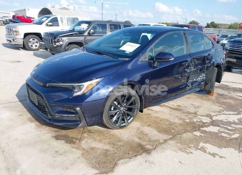 Photo 2 of 2024 Toyota Corolla SE (VIN 5YFS4MCE2RP195999)