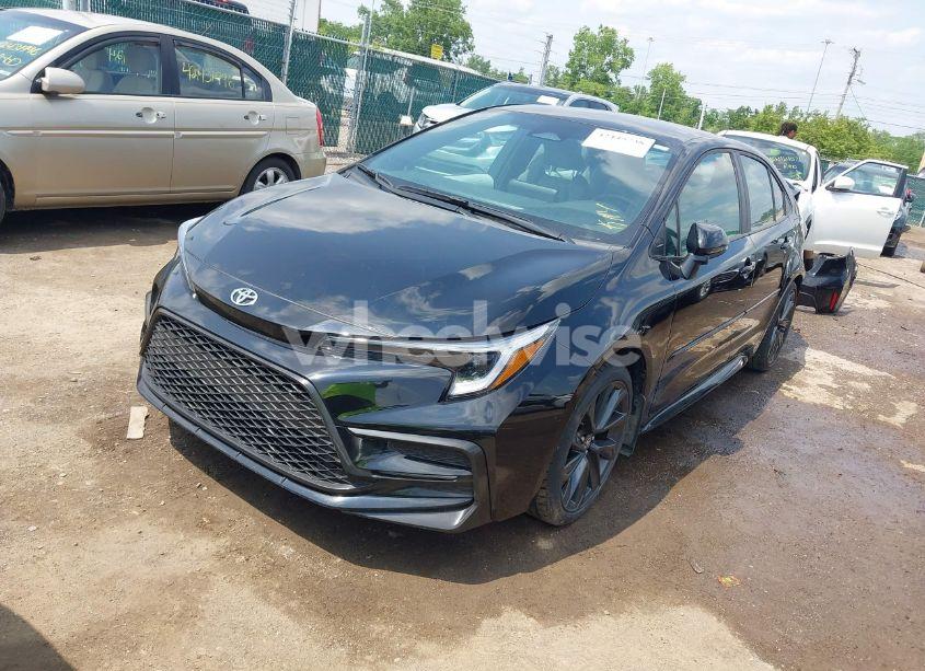 Photo 2 of 2024 Toyota Corolla SE (VIN 5YFS4MCE2RP197221)