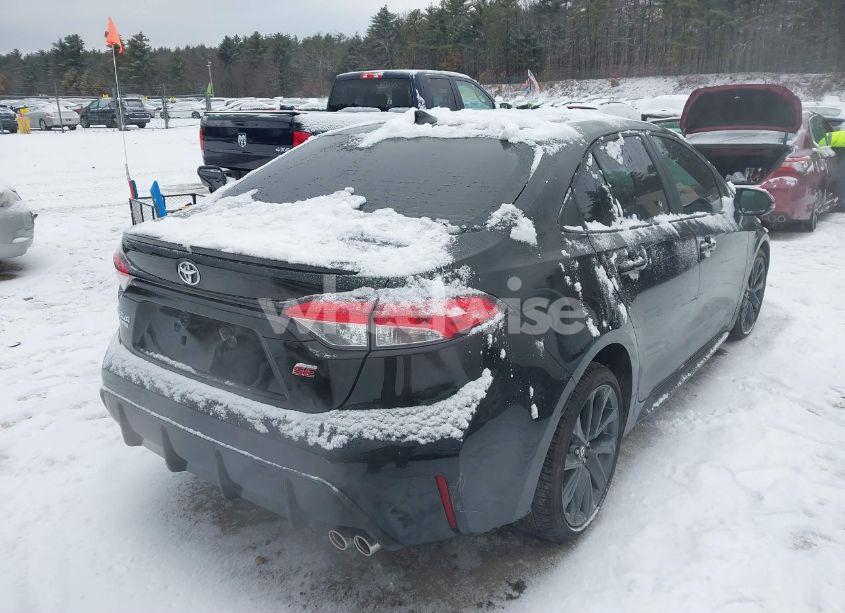 Photo 4 of 2024 Toyota Corolla SE (VIN 5YFS4MCE2RP212526)