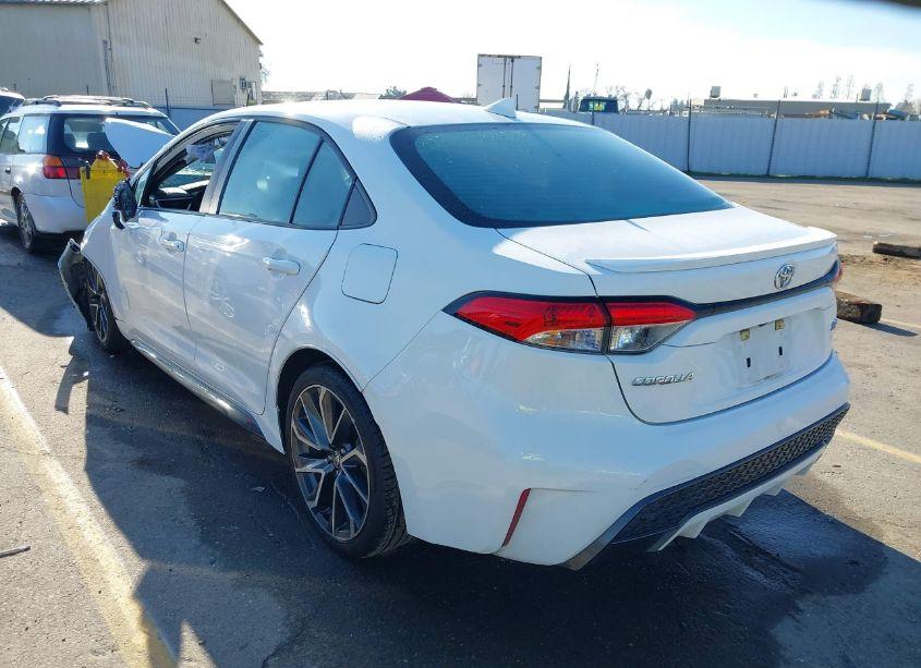 Photo 3 of 2021 Toyota Corolla SE (VIN 5YFS4MCE3MP063326)