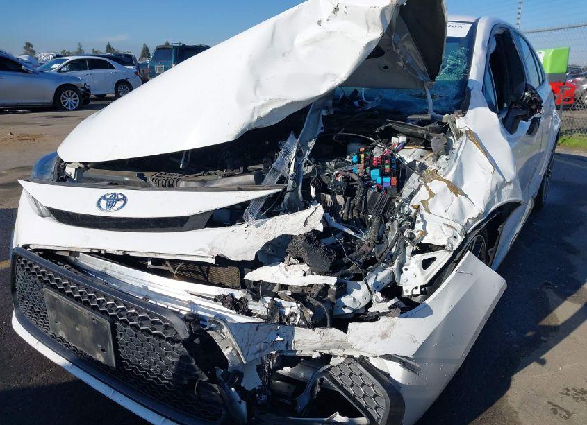 Photo 6 of 2021 Toyota Corolla SE (VIN 5YFS4MCE3MP063326)