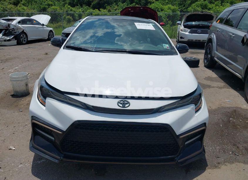 Photo 13 of 2021 Toyota Corolla SE (VIN 5YFS4MCE3MP068963)