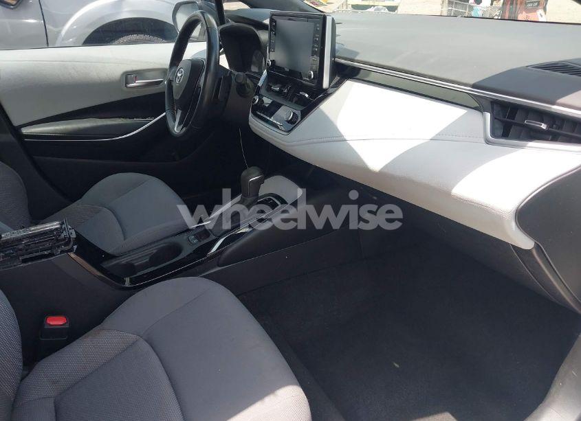 Photo 5 of 2021 Toyota Corolla SE (VIN 5YFS4MCE3MP068963)