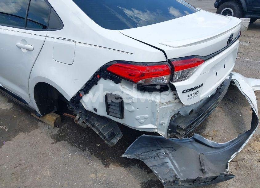 Photo 6 of 2021 Toyota Corolla SE (VIN 5YFS4MCE3MP068963)