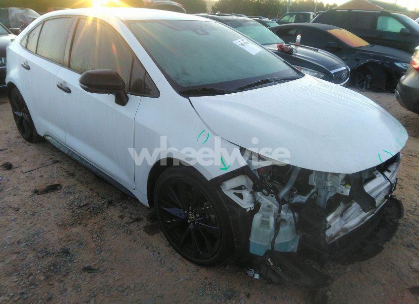 2021 Toyota Corolla SE NIGHTSHADE EDITION (VIN 5YFS4MCE3MP074892) main photo