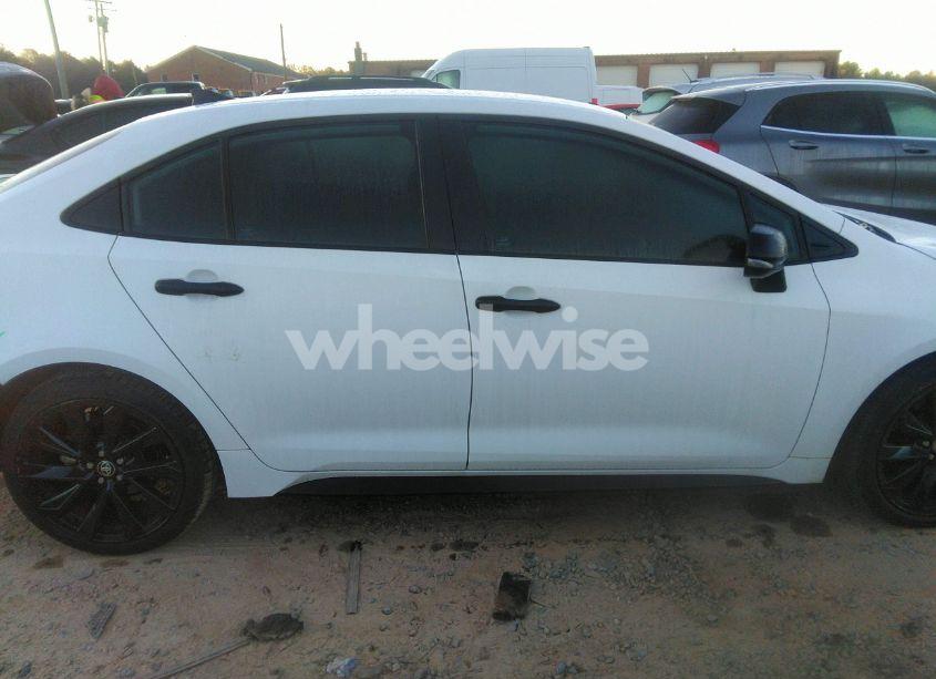 Photo 14 of 2021 Toyota Corolla SE NIGHTSHADE EDITION (VIN 5YFS4MCE3MP074892)